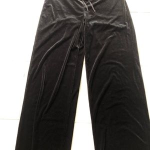 Victoria’s Secret Angels Black Velour Waist Tie Straight Lag Medium Pants Pjs